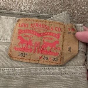 Levi’s 501 Jeans (rare Khaki / brown colour) men’s soze 36x32